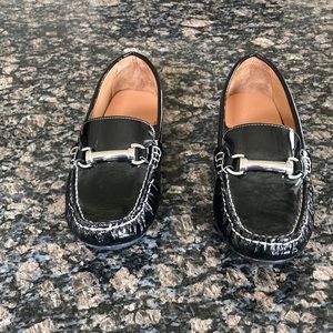 VENETTINI BLACK PATENTSLIP ON LOAFERS SIZE 36
